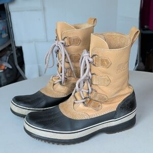 Sorel Caribou Tan & Black Lace-Up Tall Winter Snow Boots Waterproof Men's SZ 9